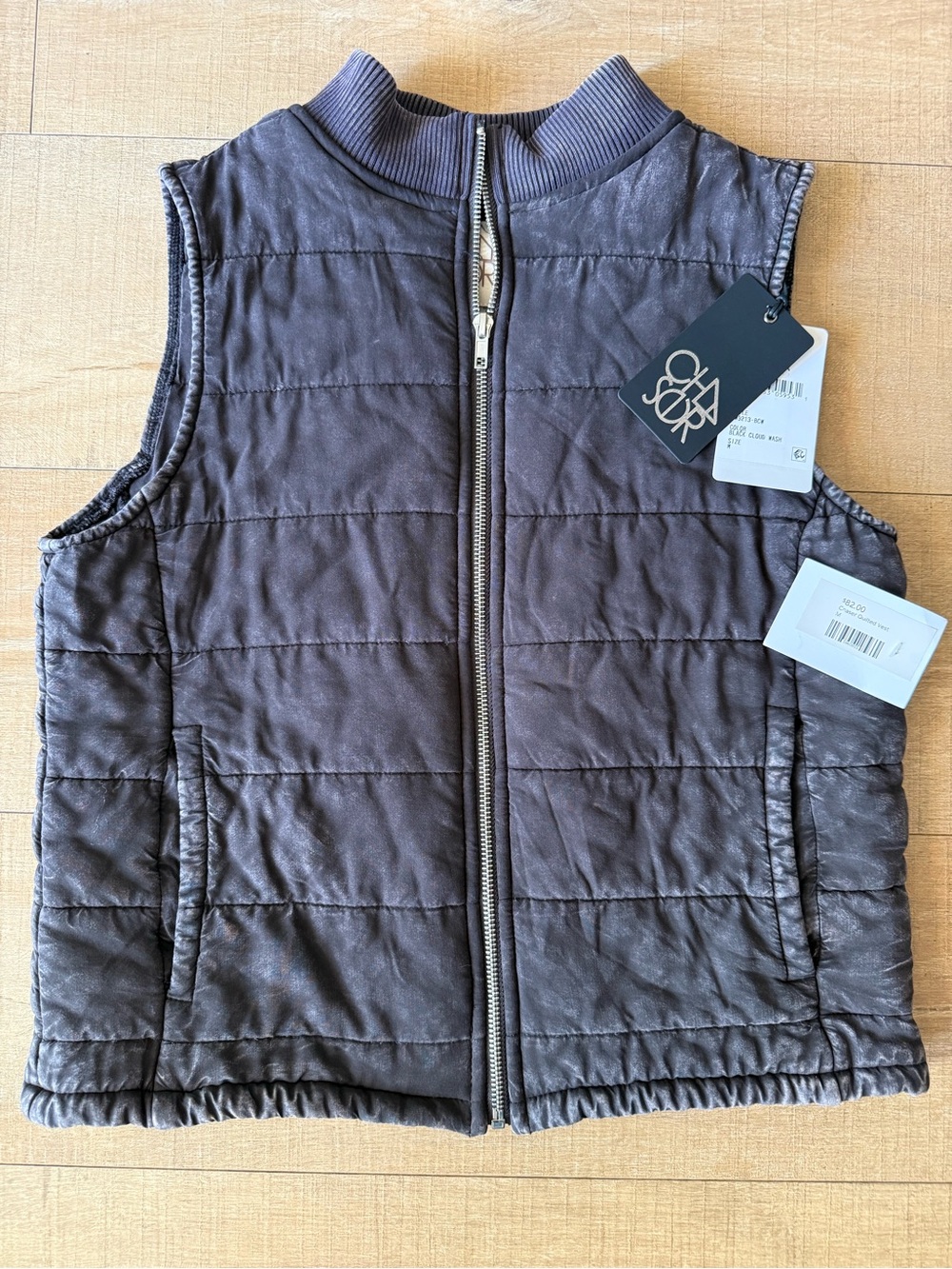 NWT Chaser Quilted Zip Up Vest Black Cloud Wash layers cozy travel Vibes Sz M